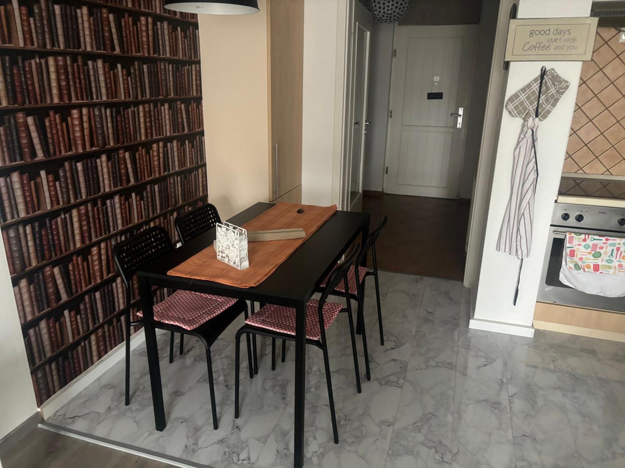 Gyoengy Apartment Sopron